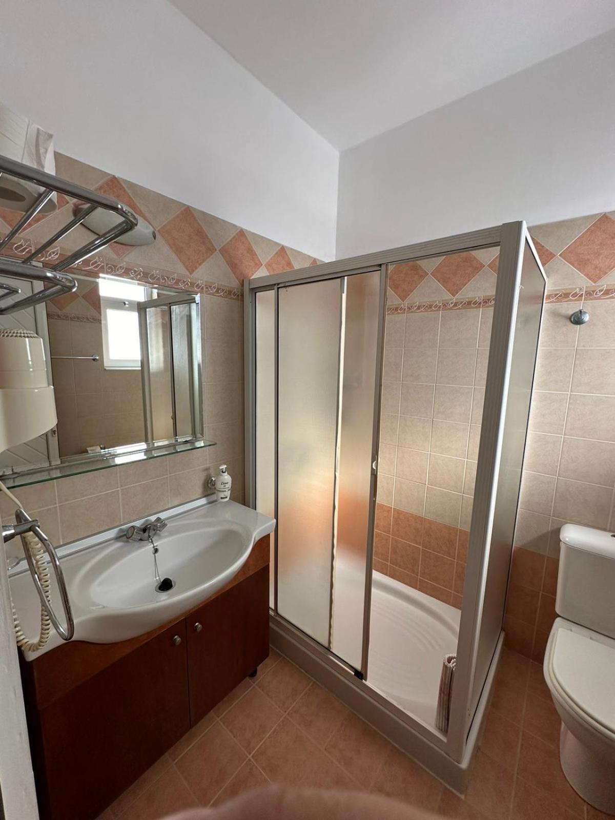 Apollonio Suites & Rooms Faliraki Rhodes Room photo