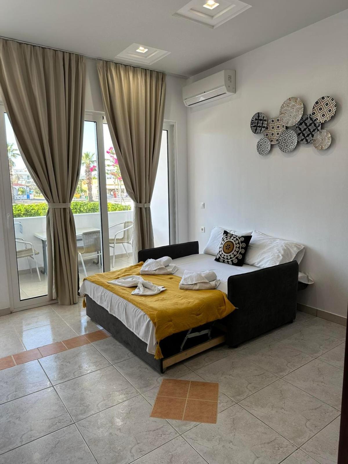Apollonio Suites & Rooms Faliraki Rhodes Room photo